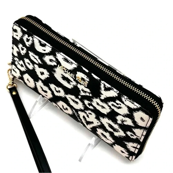 Michael Kors Large Continental Wallet Wristlet Black Multi - Picture 2 of 9